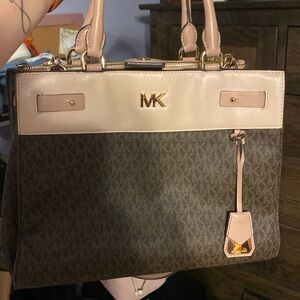 Michael Kors purse